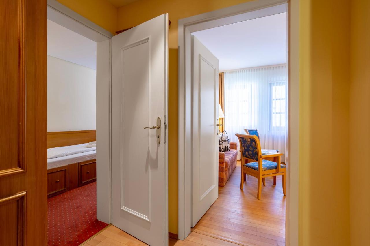 Ringhotel Warnemuender Hof Росток Екстер'єр фото