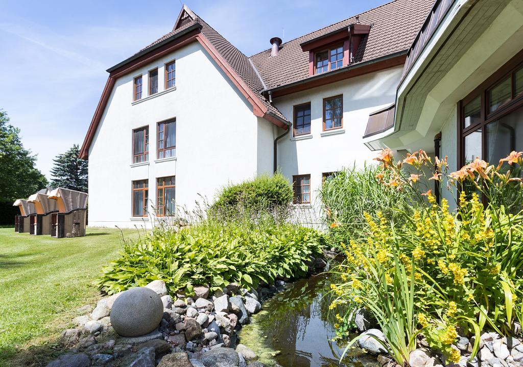 Ringhotel Warnemuender Hof Росток Екстер'єр фото