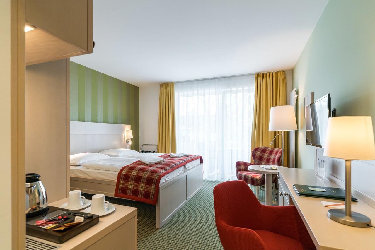 Ringhotel Warnemuender Hof Росток Екстер'єр фото